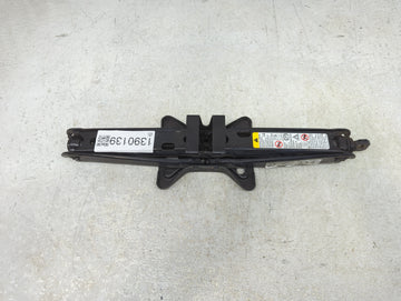 2011 Chevrolet Equinox Spare Scissor Car Jack