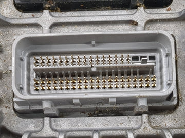 2010-2011 Chevrolet Equinox PCM Engine Control Computer ECU ECM PCU OEM P/N:12642569 12651993 Fits Fits 2010 2011 2012 2013 OEM Used Auto Parts
