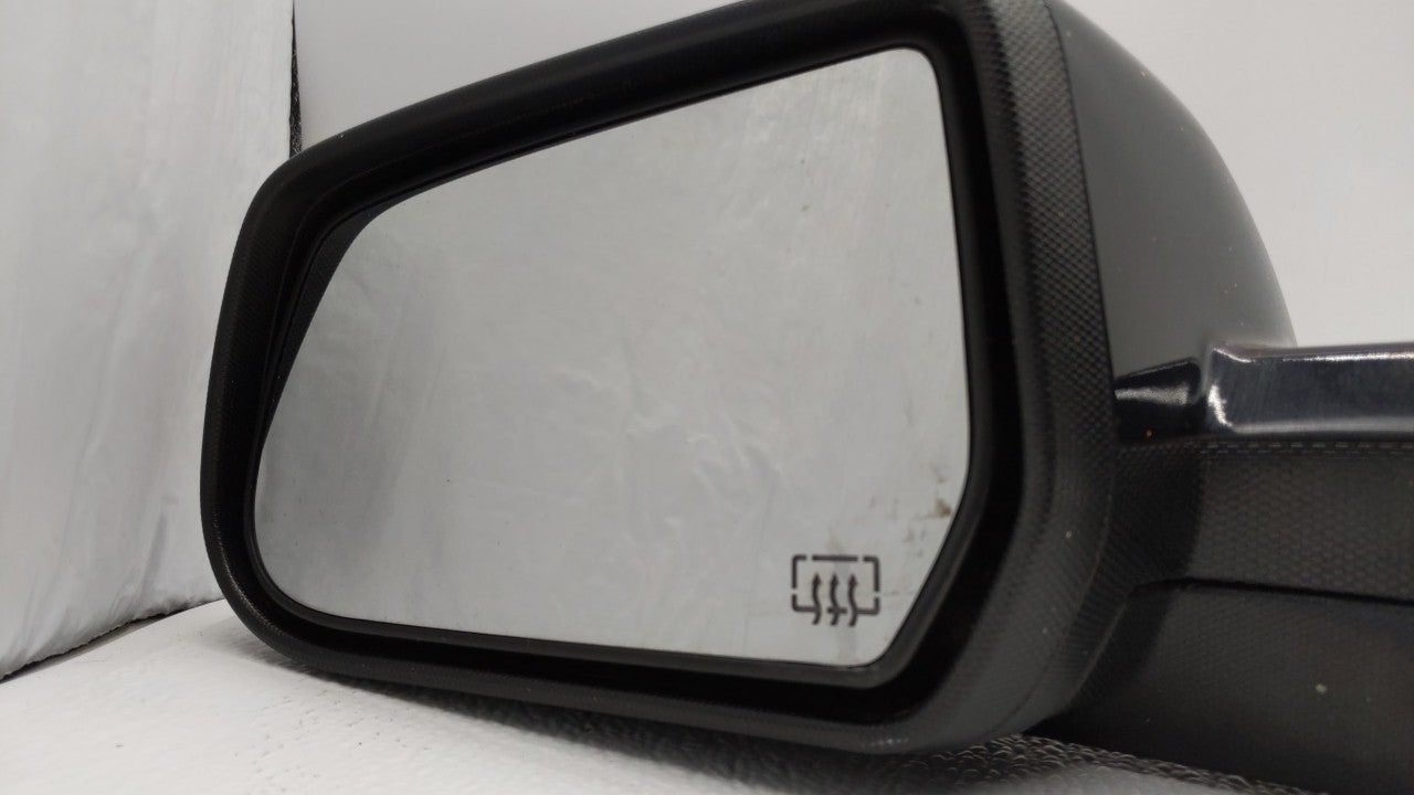2010-2011 Chevrolet Equinox Driver Side View Mirror - Left Door Mirror OEM Used - Oemusedautoparts1.com