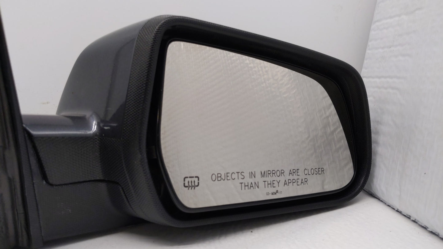 2010-2011 Chevrolet Equinox Passenger Side View Mirror - Right Door Mirror OEM Used - Oemusedautoparts1.com