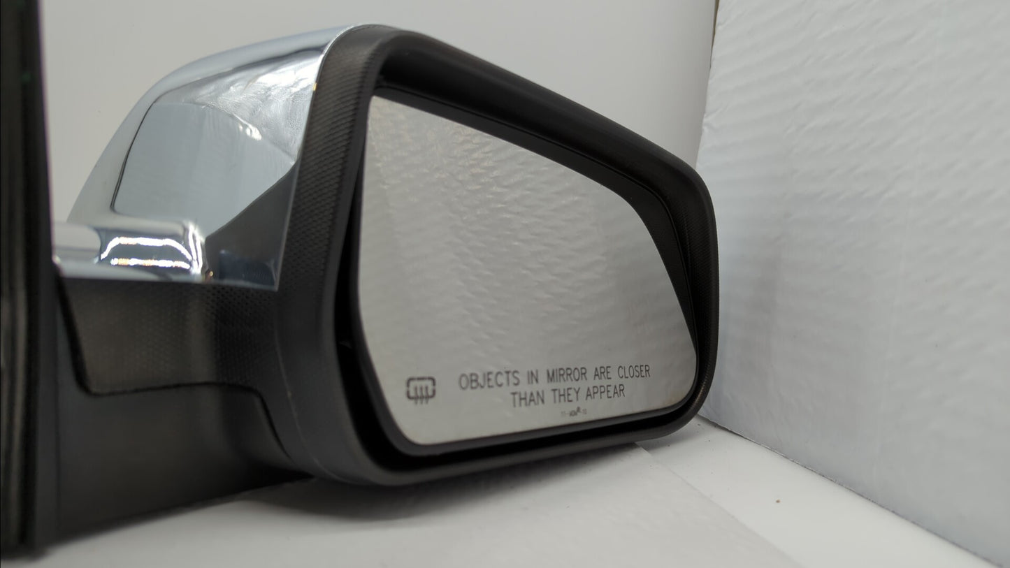 2010-2011 Chevrolet Equinox Passenger Side View Mirror - Right Door Mirror OEM Used - Oemusedautoparts1.com