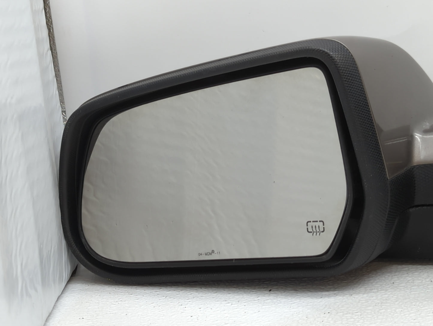 2010-2011 Chevrolet Equinox Driver Side View Mirror - Left Door Mirror OEM Used - Oemusedautoparts1.com