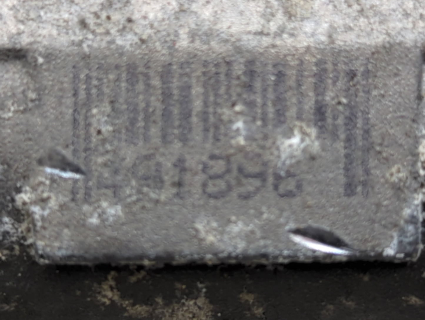 2010-2011 Chevrolet Equinox Throttle Body P/N:9B4G-9F991-A 668AA, 186AA Fits Fits 2007 2008 2009 2010 2011 2012 OEM Used Aut