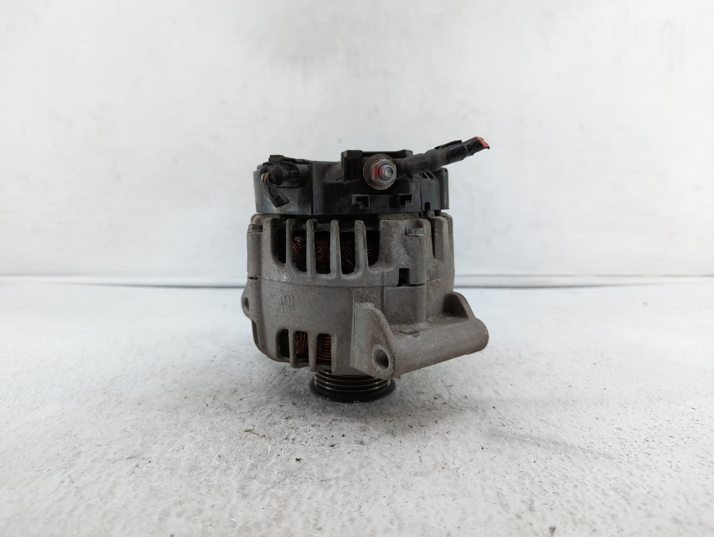 2010-2017 Chevrolet Equinox Alternator Replacement Generator Charging Assembly Engine OEM P/N:13500315 13588328 Fits OEM Use