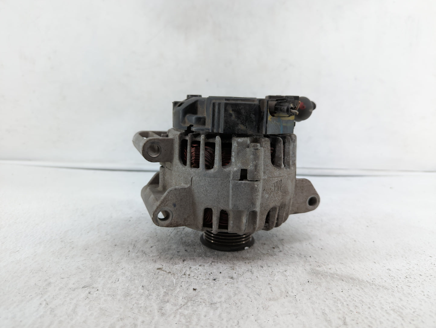 2010-2017 Chevrolet Equinox Alternator Replacement Generator Charging Assembly Engine OEM P/N:13500315 13588328 Fits OEM Use