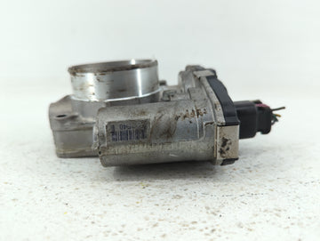 2010-2011 Chevrolet Equinox Throttle Body P/N:871AA 668AA, 186AA Fits Fits 2007 2008 2009 2010 2011 2012 OEM Used Auto Parts