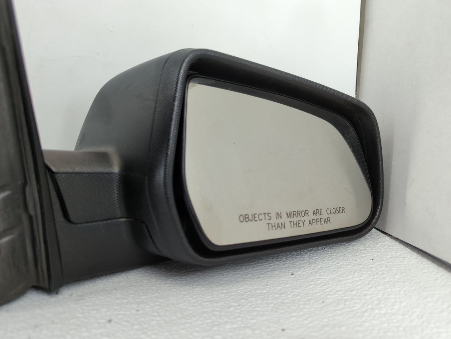 2010-2011 Chevrolet Equinox Passenger Side View Mirror - Right Door Mirror OEM Used - Oemusedautoparts1.com