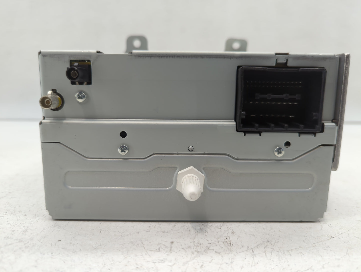 2011-2012 Chevrolet Equinox Radio AM FM Cd Player Receiver Replacement P/N:20983517 Fits Fits 2010 2011 2012 OEM Used Auto P