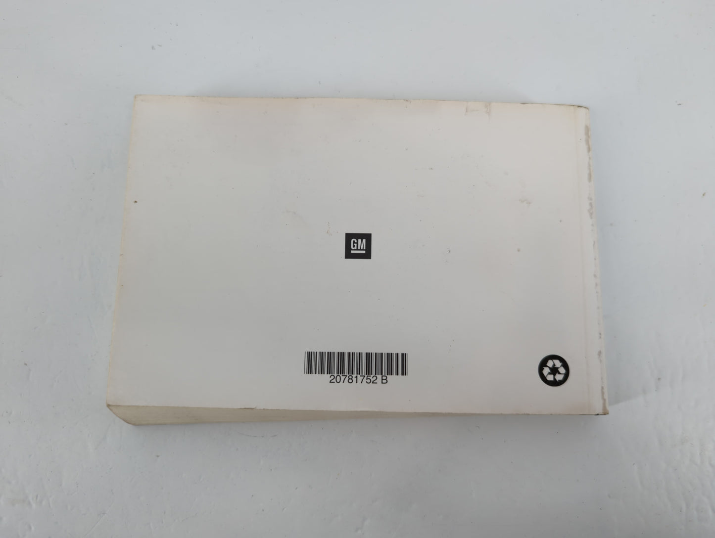 2011 Chevrolet Equinox Owners Manual Book Guide P/N:20781752 B OEM Used Auto Parts - Oemusedautoparts1.com