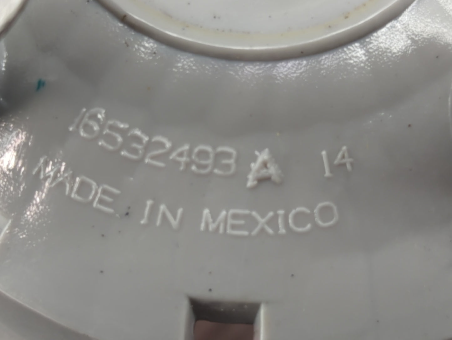 2006-2011 Chevrolet Hhr Tail Light Assembly Driver Left OEM P/N:16532493 A Fits Fits 2006 2007 2008 2009 2010 2011 OEM Used