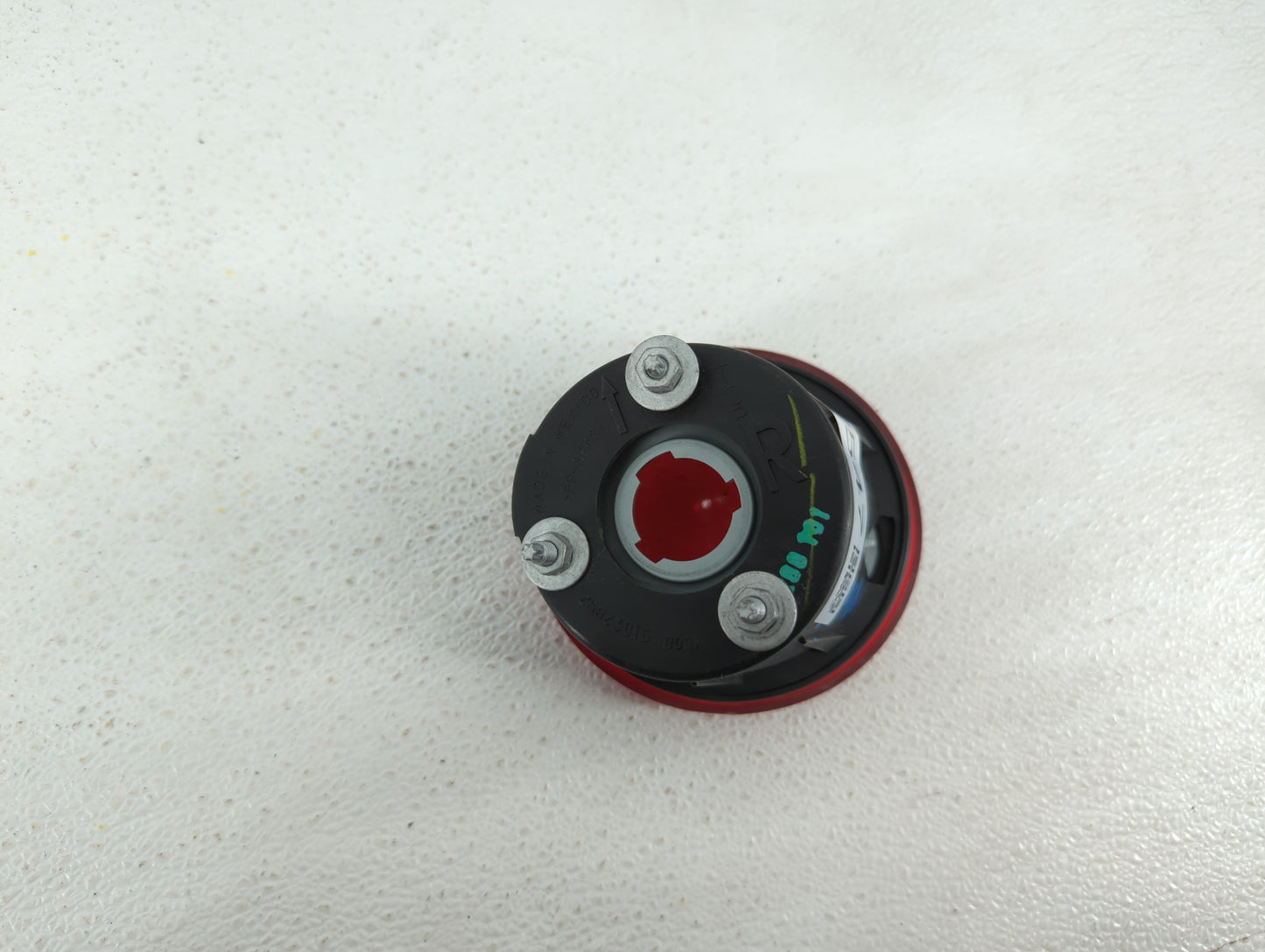 2006-2011 Chevrolet Hhr Tail Light Assembly Passenger Right OEM P/N:25823015 16532494 Fits Fits 2006 2007 2008 2009 2010 201