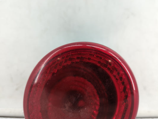 2006-2011 Chevrolet Hhr Tail Light Assembly Driver Left OEM P/N:25823016 15875485 Fits Fits 2006 2007 2008 2009 2010 2011 OEM Used Auto Parts