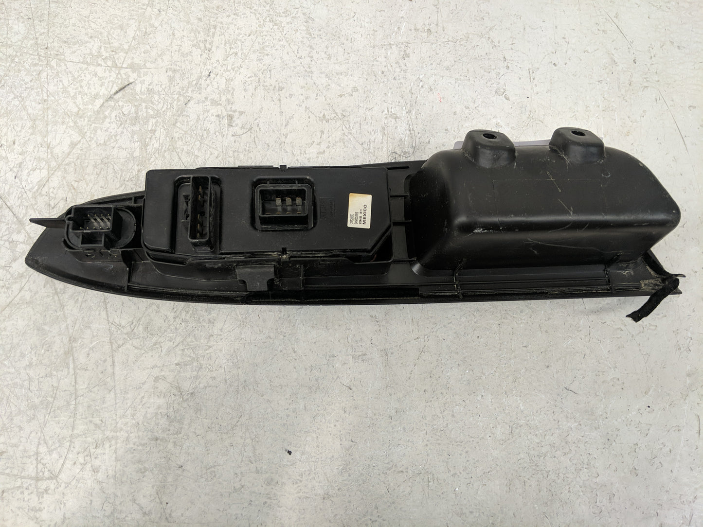 2009-2016 Chevrolet Impala Master Power Window Switch Replacement Driver Side Left P/N:25828893 Fits OEM Used Auto Parts - O