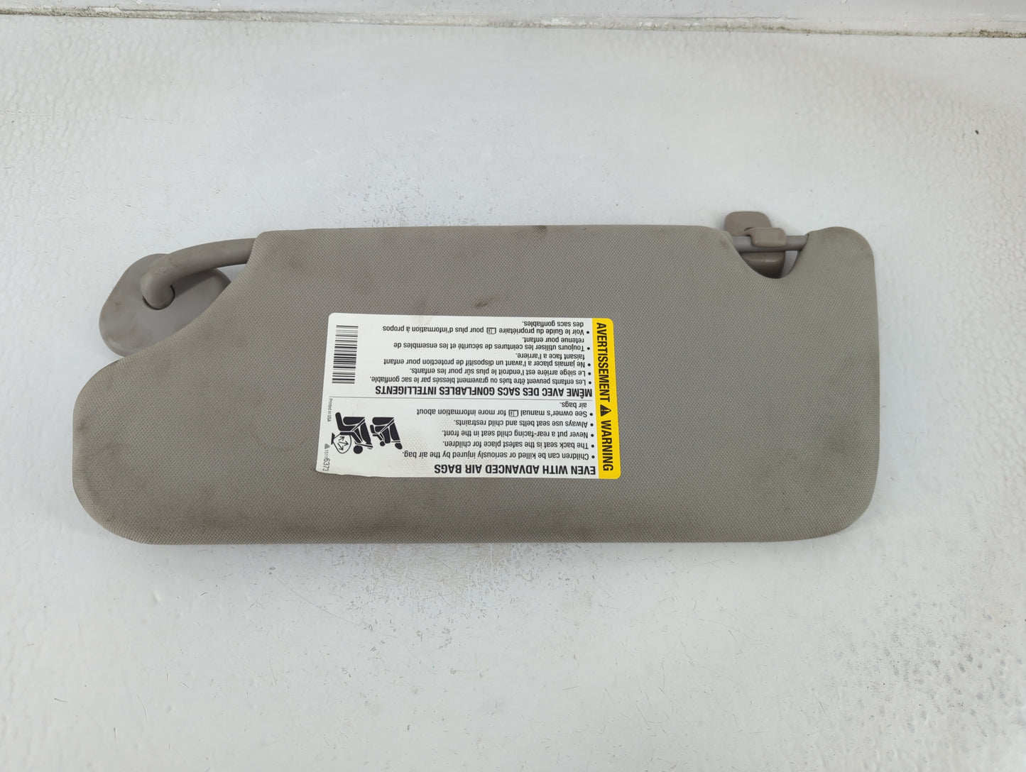 2006-2016 Chevrolet Impala Sun Visor Shade Replacement Passenger Right Mirror Fits OEM Used Auto Parts - Oemusedautoparts1.c