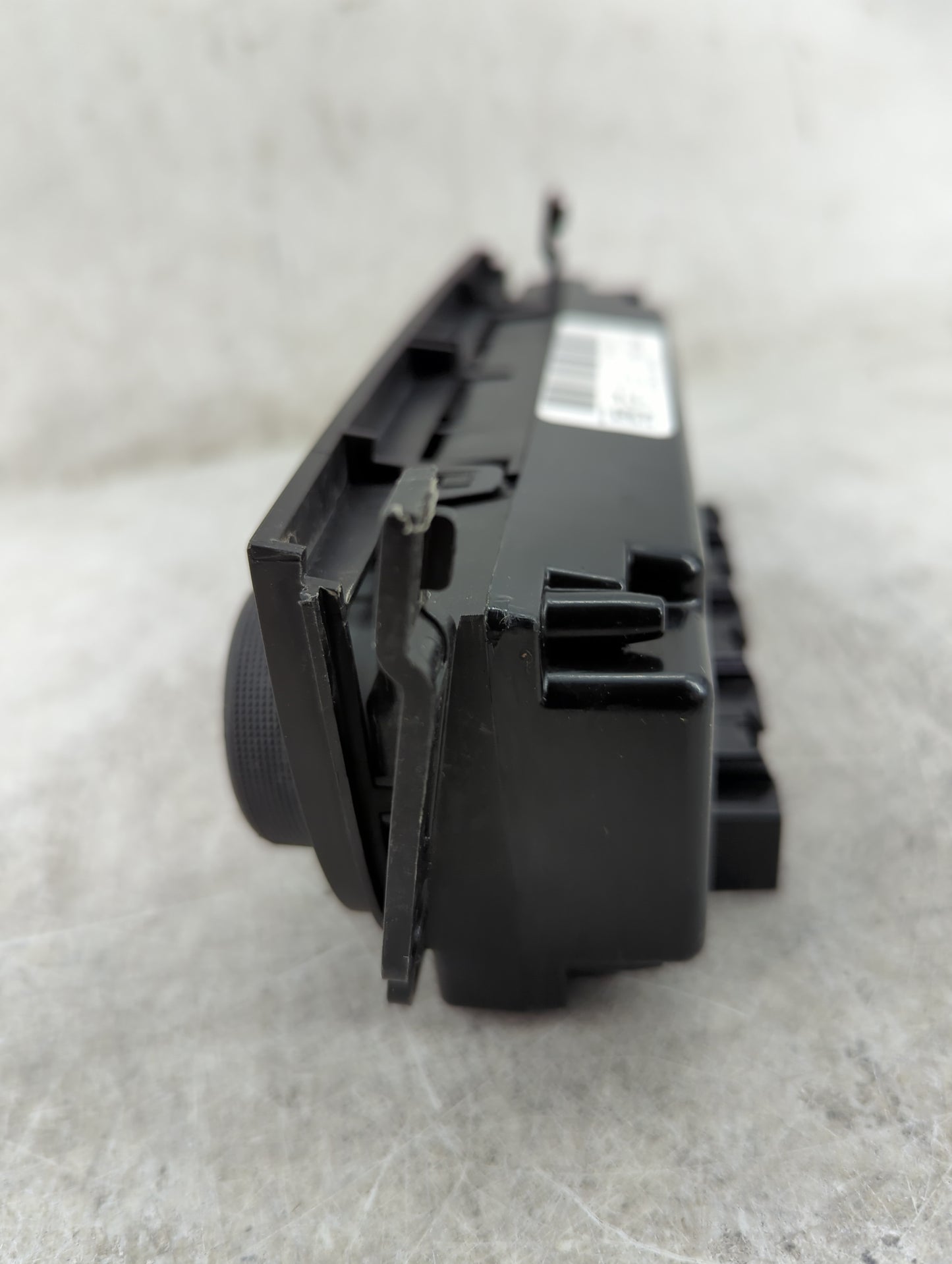 2011 Chevrolet Impala Climate Control Module Temperature AC/Heater Replacement P/N:20972894 Fits OEM Used Auto Parts - Oemus