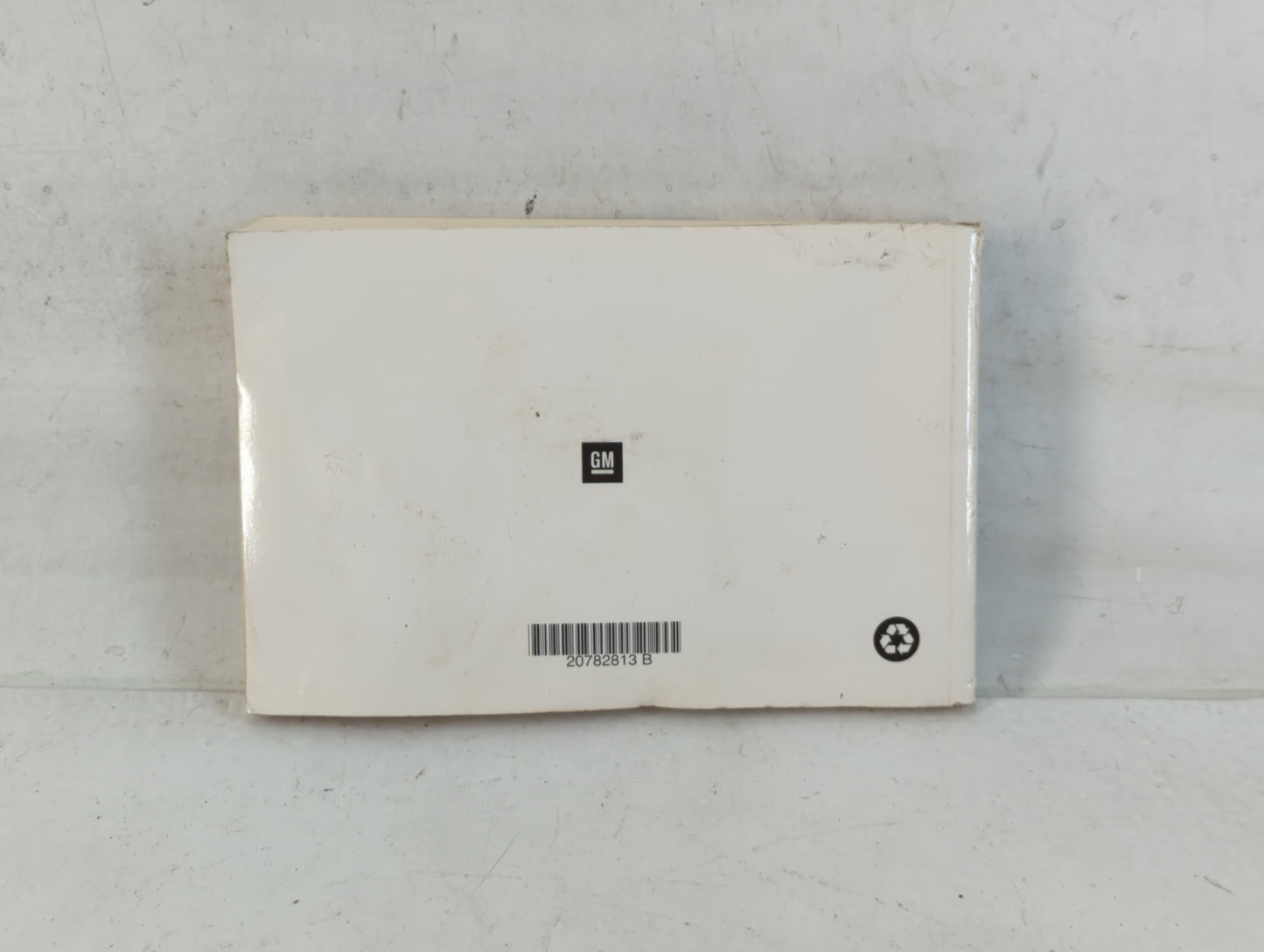 2011 Chevrolet Impala Owners Manual Book Guide P/N:20782813 B OEM Used Auto Parts - Oemusedautoparts1.com