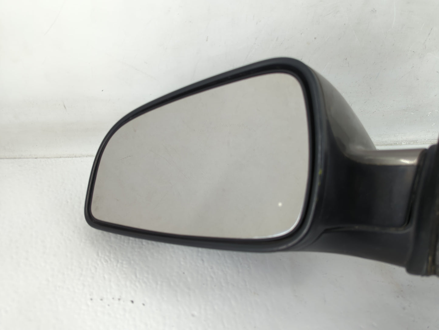 2008-2012 Chevrolet Malibu Driver Side View Mirror - Left Door Mirror OEM Used - Oemusedautoparts1.com