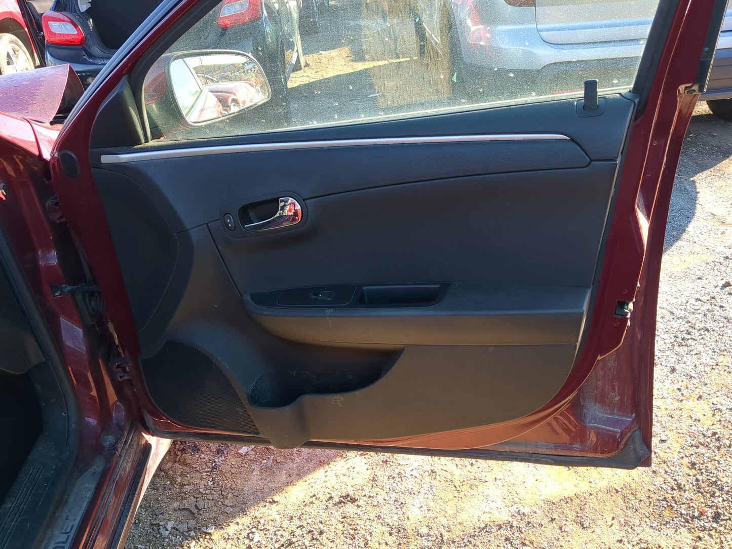 2011 Chevrolet Malibu Front Right Passenger Interior Door Panel Trim - Oemusedautoparts1.com