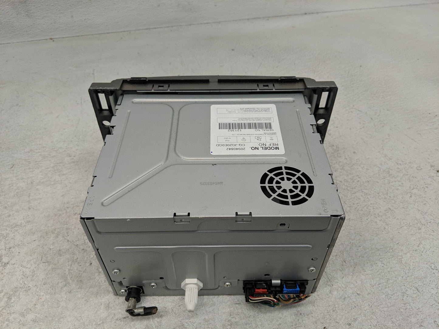 2009-2012 Chevrolet Malibu Radio AM FM Cd Player Receiver Replacement Fits Fits 2009 2010 2011 2012 OEM Used Auto Parts - Oe