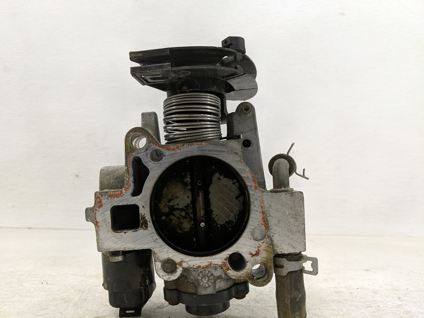 2008-2012 Chevrolet Malibu Throttle Body Fits Fits 2007 2008 2009 2010 2011 2012 OEM Used Auto Parts - Oemusedautoparts1.com