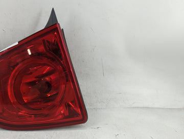 2008-2012 Chevrolet Malibu Tail Light Assembly Driver Left OEM P/N:20914363 Fits Fits 2008 2009 2010 2011 2012 OEM Used Auto Parts