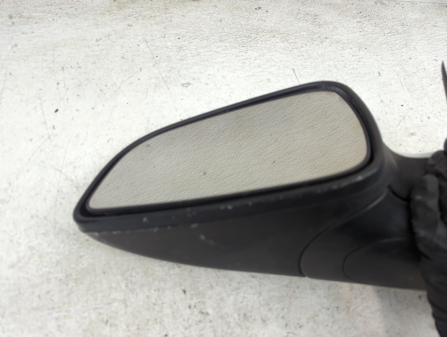 2008-2012 Chevrolet Malibu Driver Side View Mirror - Left Door Mirror OEM Used - Oemusedautoparts1.com