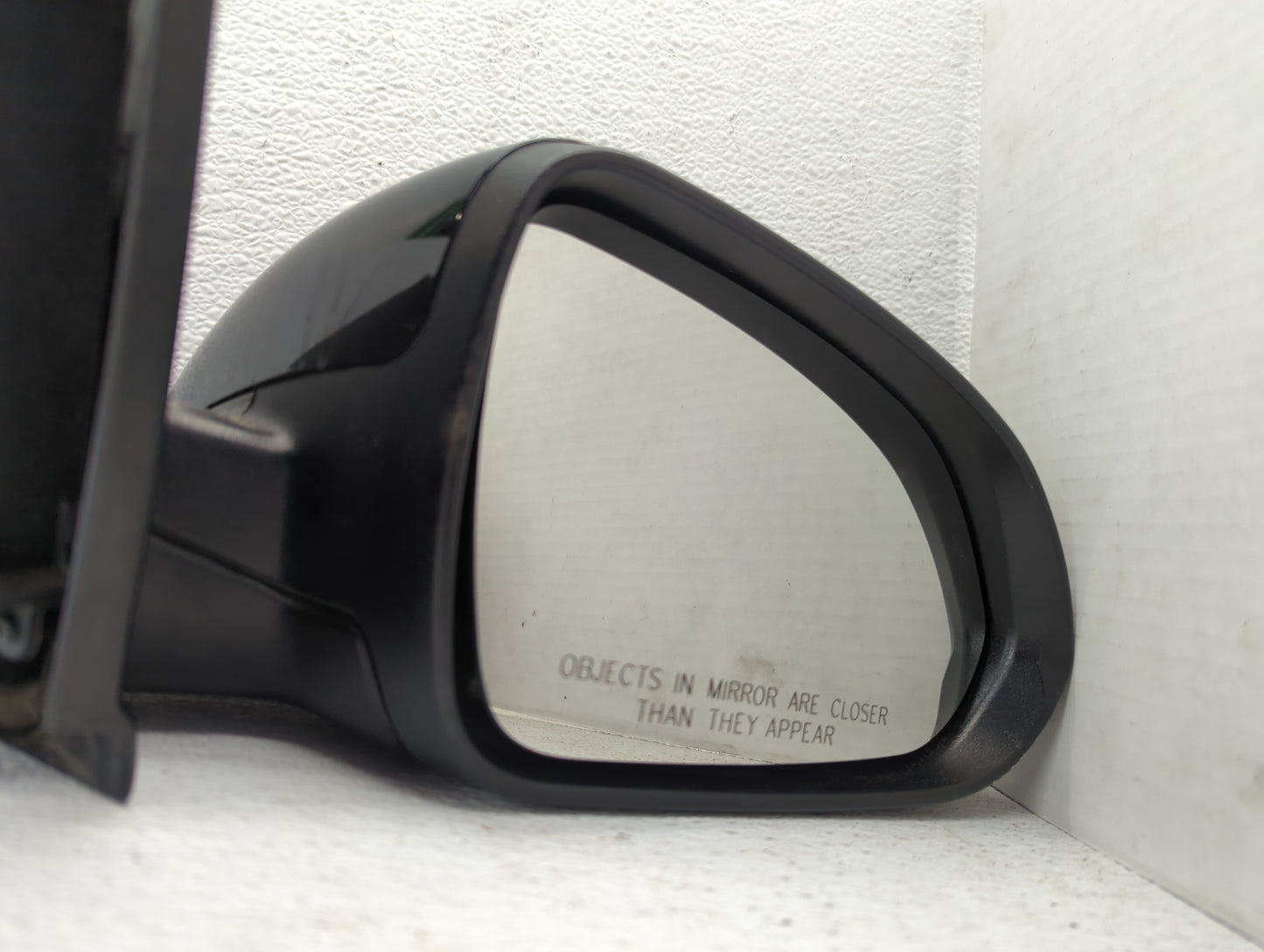 2008-2012 Chevrolet Malibu Passenger Side View Mirror - Right Door Mirror OEM Used - Oemusedautoparts1.com