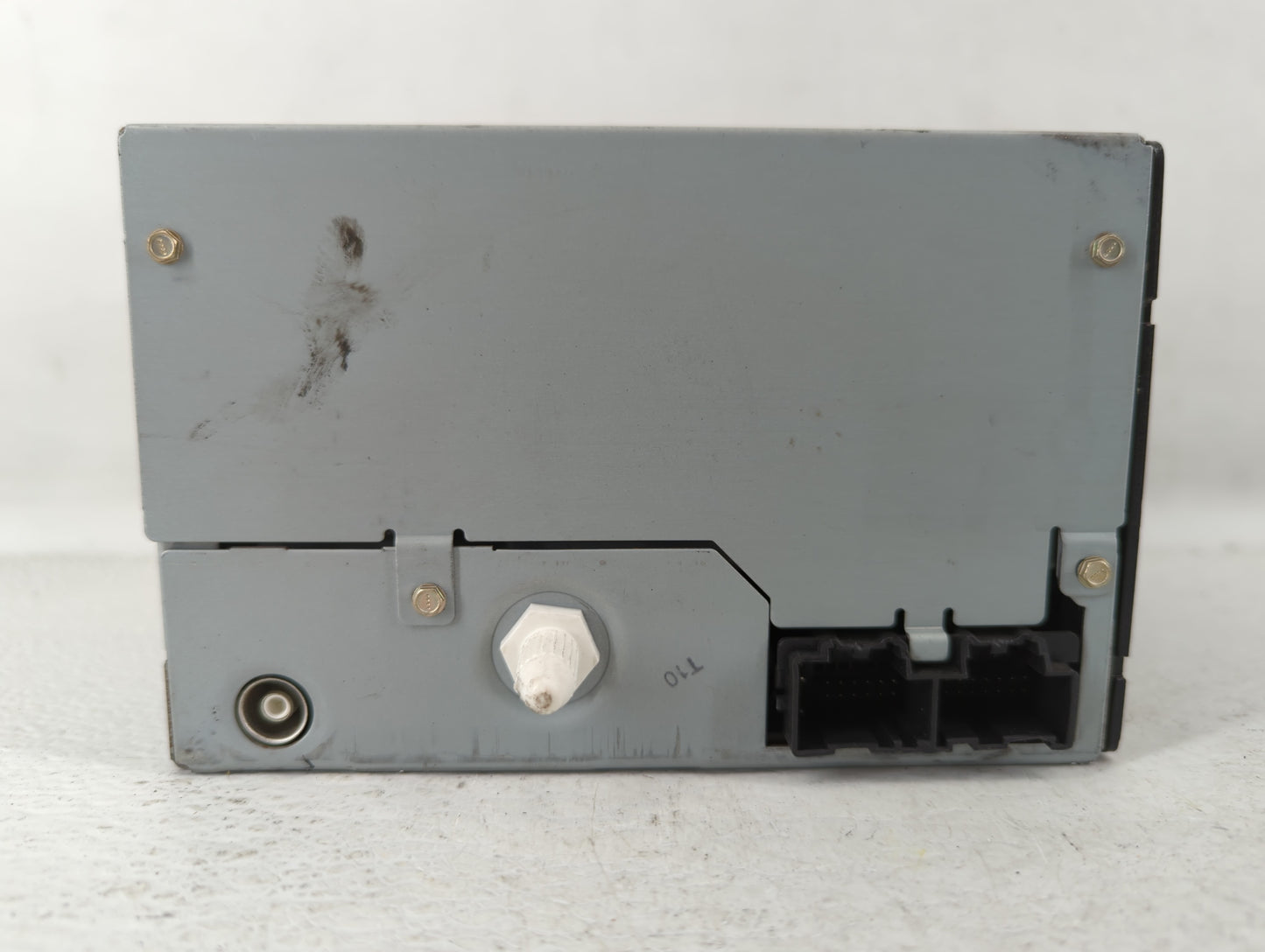2009-2012 Chevrolet Malibu Am Fm Cd Player Radio Receiver - Oemusedautoparts1.com