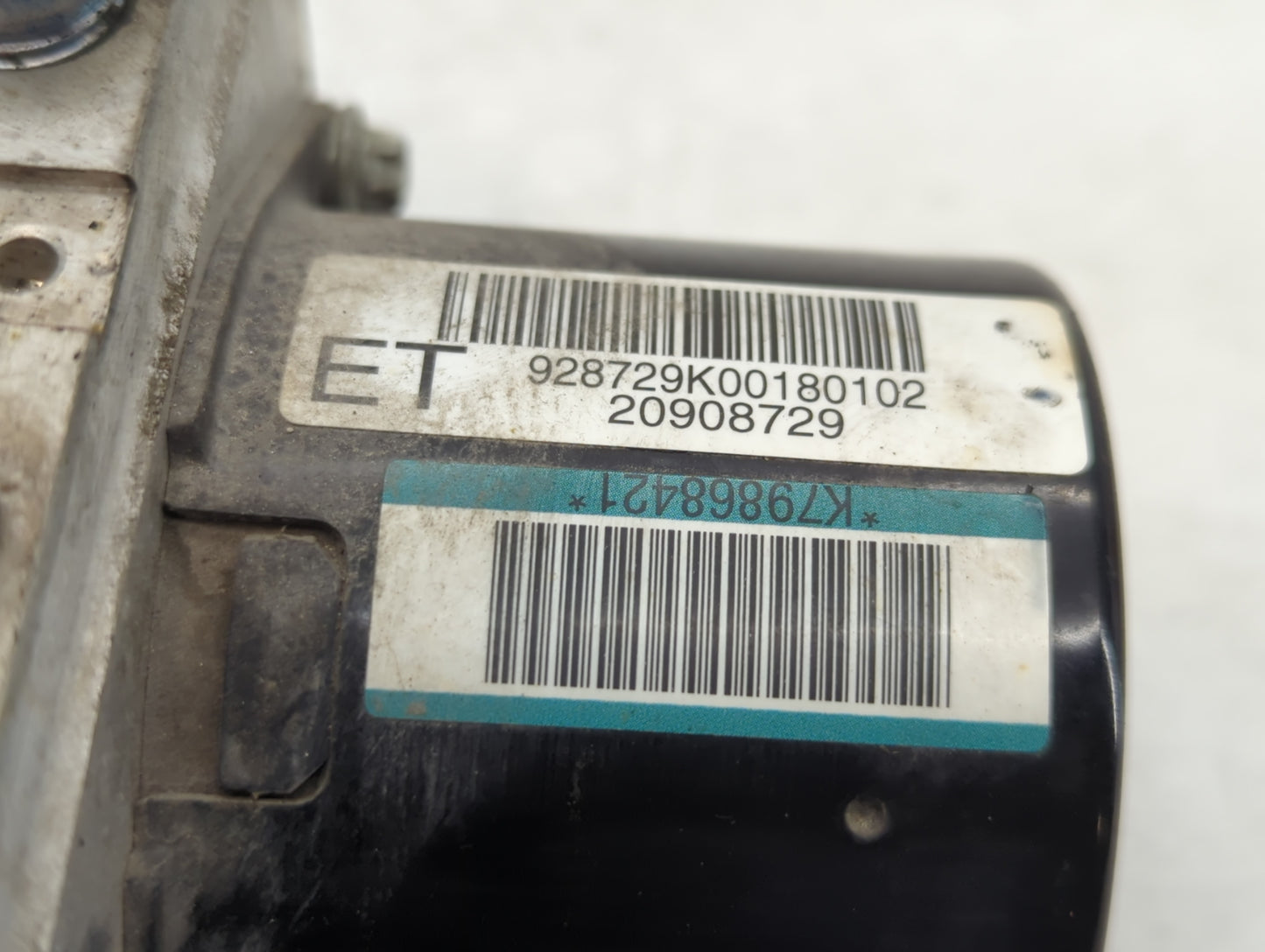 2011 Chevrolet Malibu ABS Pump Control Module Replacement P/N:20908729 Fits OEM Used Auto Parts - Oemusedautoparts1.com