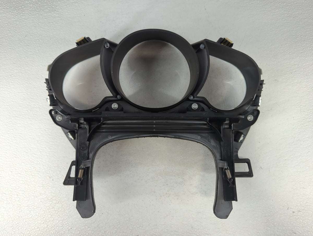 2011 Chevrolet Malibu Instrument Cluster Bezel 693957 - Oemusedautoparts1.com