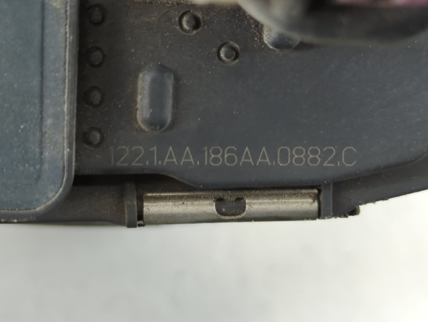 2008-2012 Chevrolet Malibu Throttle Body P/N:1221AA186AA0882C Fits Fits 2007 2008 2009 2010 2011 2012 OEM Used Auto Parts -