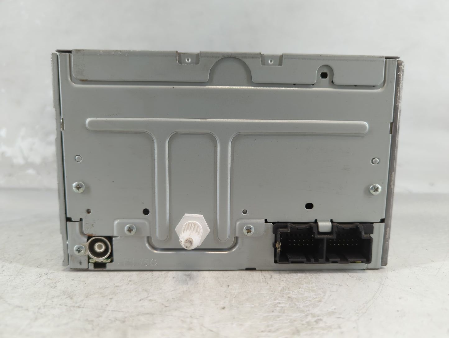 2009-2012 Chevrolet Malibu Radio AM FM Cd Player Receiver Replacement P/N:CC JG20E0GD Fits Fits 2009 2010 2011 2012 OEM Used