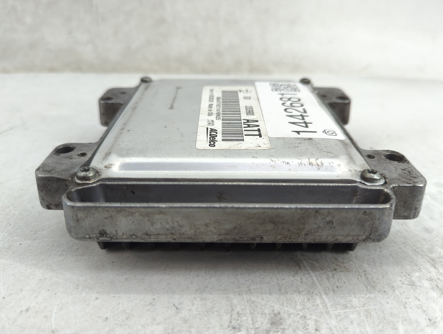 2010-2013 Chevrolet Silverado 1500 PCM Engine Control Computer ECU ECM PCU OEM P/N:12639900 12633238 Fits OEM Used Auto Part