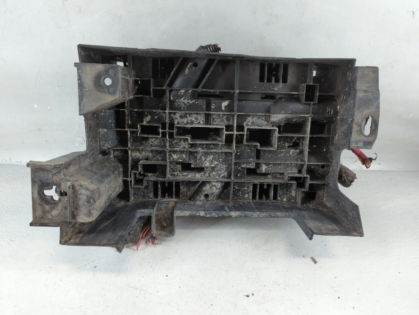 2010-2013 Chevrolet Silverado 1500 Fusebox Fuse Box Panel Relay Module P/N:28976812 Fits Fits 2010 2011 2012 2013 OEM Used A