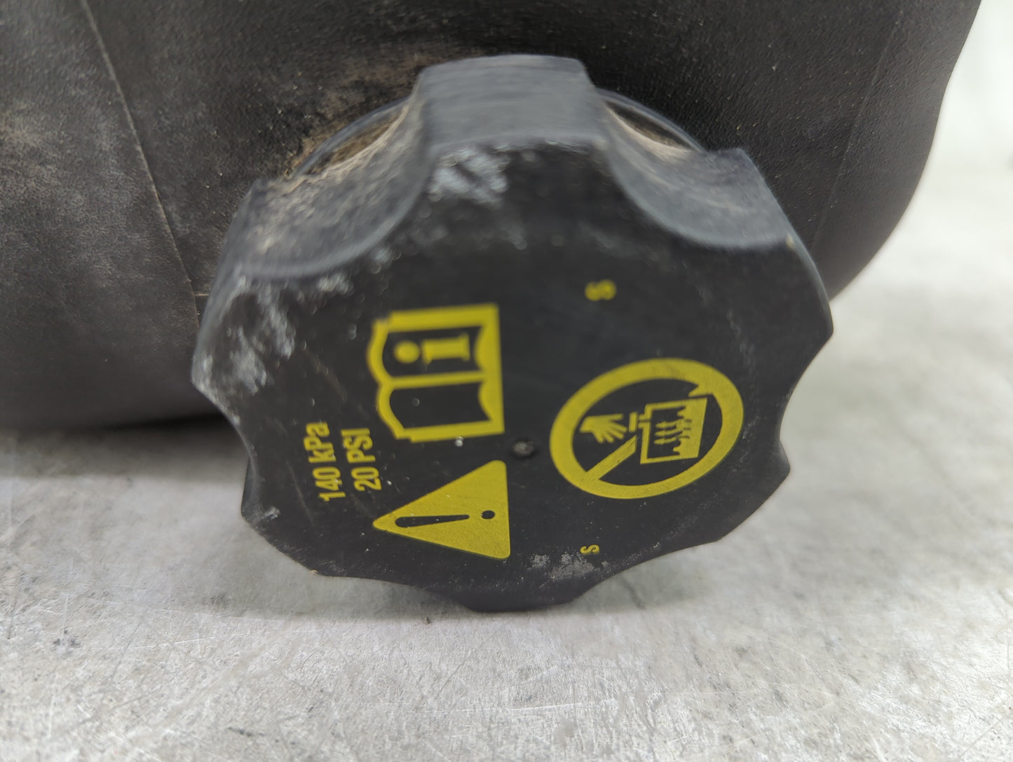 Chevrolet Suburban Radiator Coolant Overflow Expansion Tank Bottle - Oemusedautoparts1.com