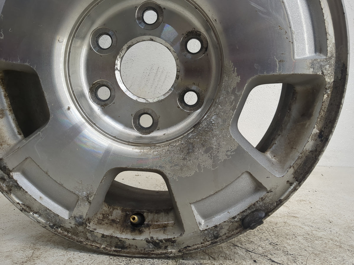 2007-2014 Chevrolet Suburban 1500 Oem Wheel Rim 1168434 - Oemusedautoparts1.com