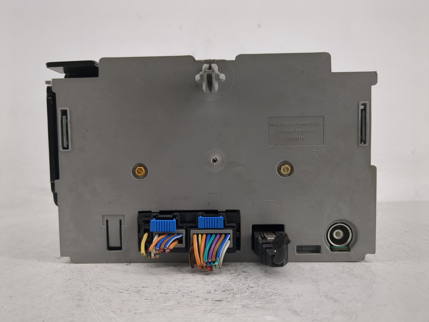 2010-2014 Chevrolet Tahoe Radio AM FM Cd Player Receiver Replacement P/N:20934593 Fits OEM Used Auto Parts - Oemusedautopart