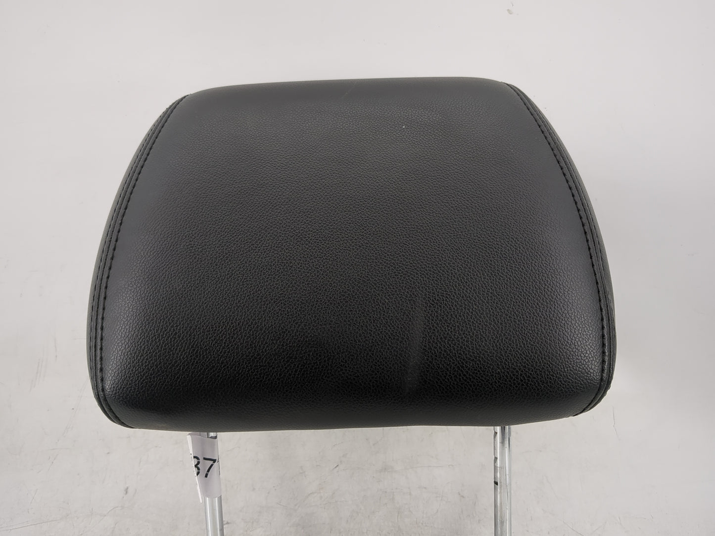 2011 Chevrolet Tahoe Headrest Head Rest Front Driver Passenger Seat Fits OEM Used Auto Parts - Oemusedautoparts1.com