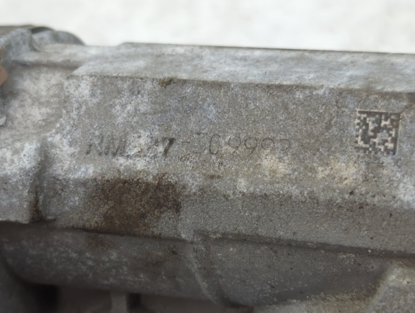 2009-2014 Chevrolet Tahoe Throttle Body P/N:RM327 3C9993 Fits Fits 2009 2010 2011 2012 2013 2014 2015 OEM Used Auto Parts -