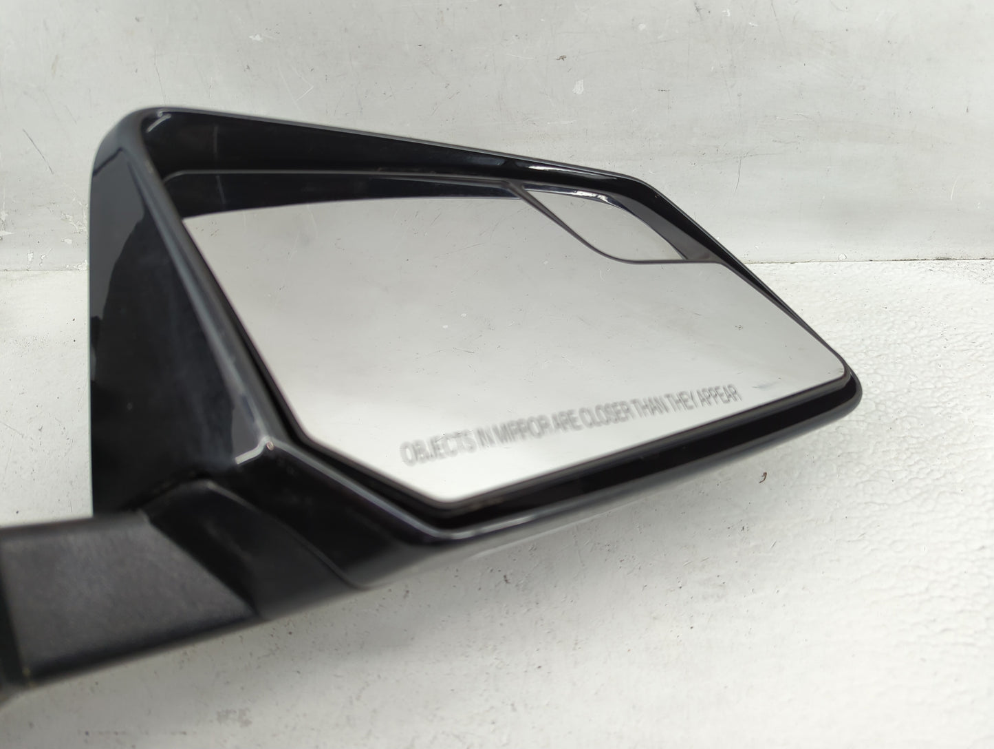 2011 Chevrolet Traverse Passenger Side View Mirror - Right Door Mirror OEM Used - Oemusedautoparts1.com