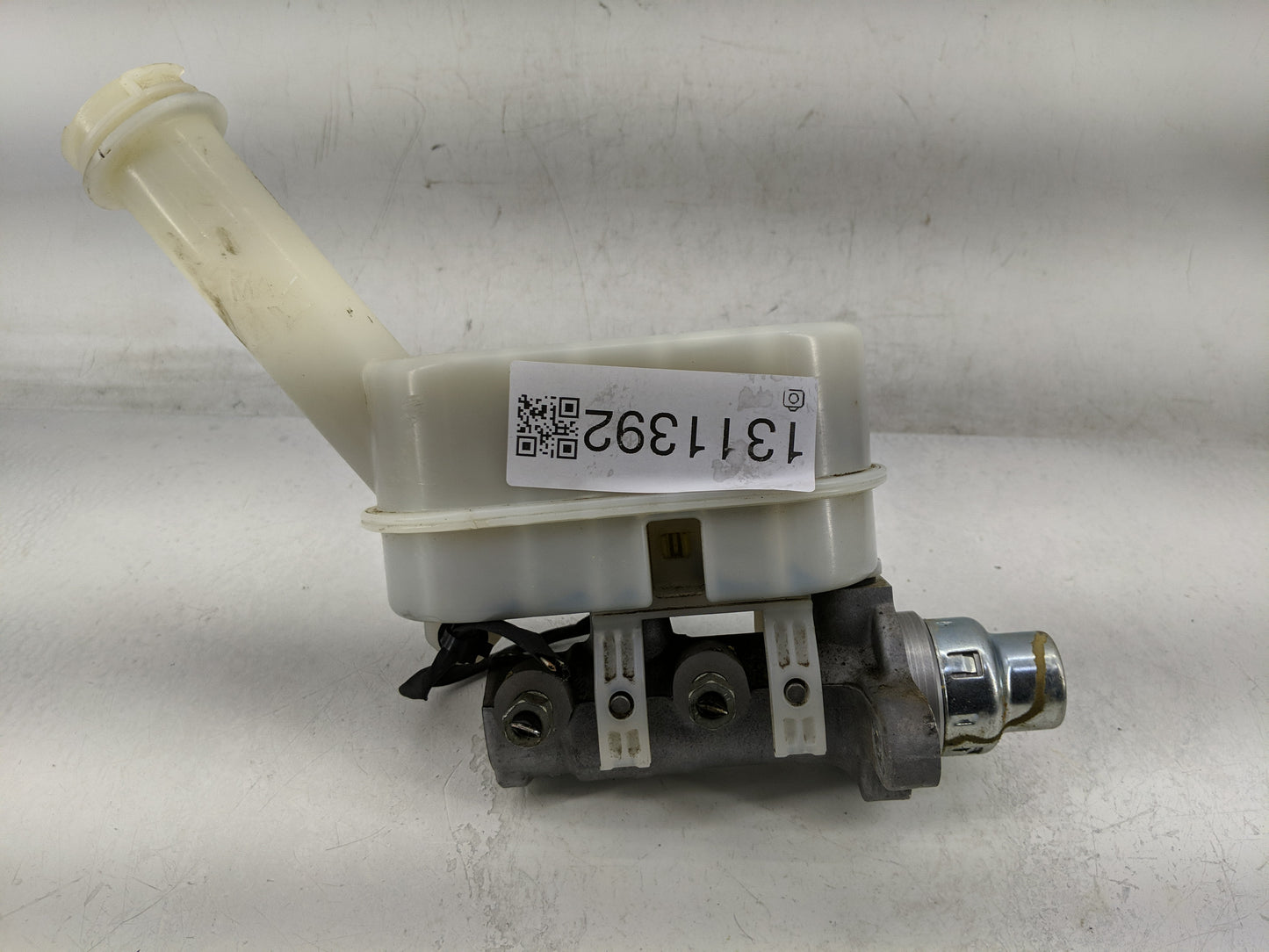 Chevrolet Traverse Brake Master Cylinder - Oemusedautoparts1.com