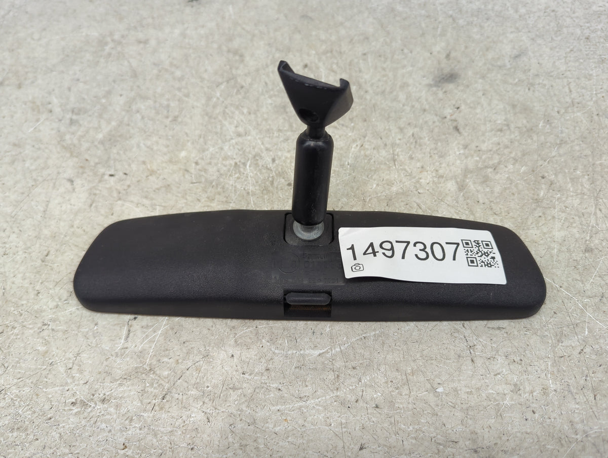 2011 Chevrolet Traverse Interior Rear View Mirror Replacement OEM P/N:E8 011083 E1 02*0001 Fits OEM Used Auto Parts - Oemuse