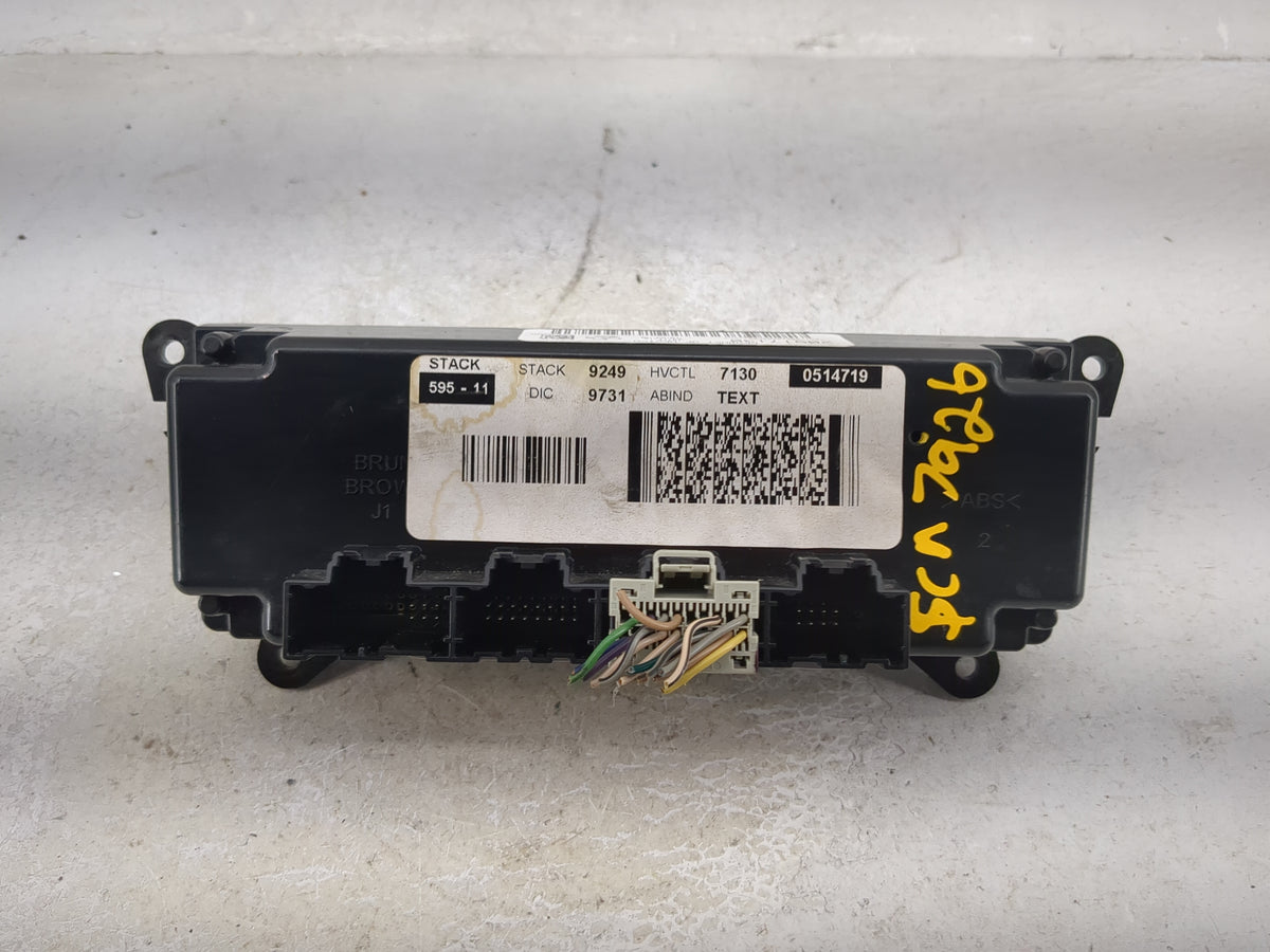 2011 Chevrolet Traverse Climate Control Module Temperature AC/Heater Replacement P/N:20917130 Fits OEM Used Auto Parts - Oem