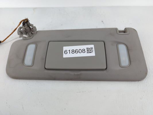 2011 Chevrolet Traverse Sun Visor Shade Replacement Passenger Right Mirror Fits OEM Used Auto Parts
