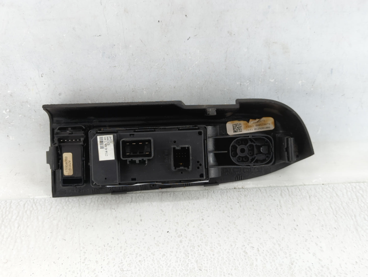 2011 Chevrolet Traverse Master Power Window Switch Replacement Driver Side Left P/N:20945129 Fits OEM Used Auto Parts - Oemu