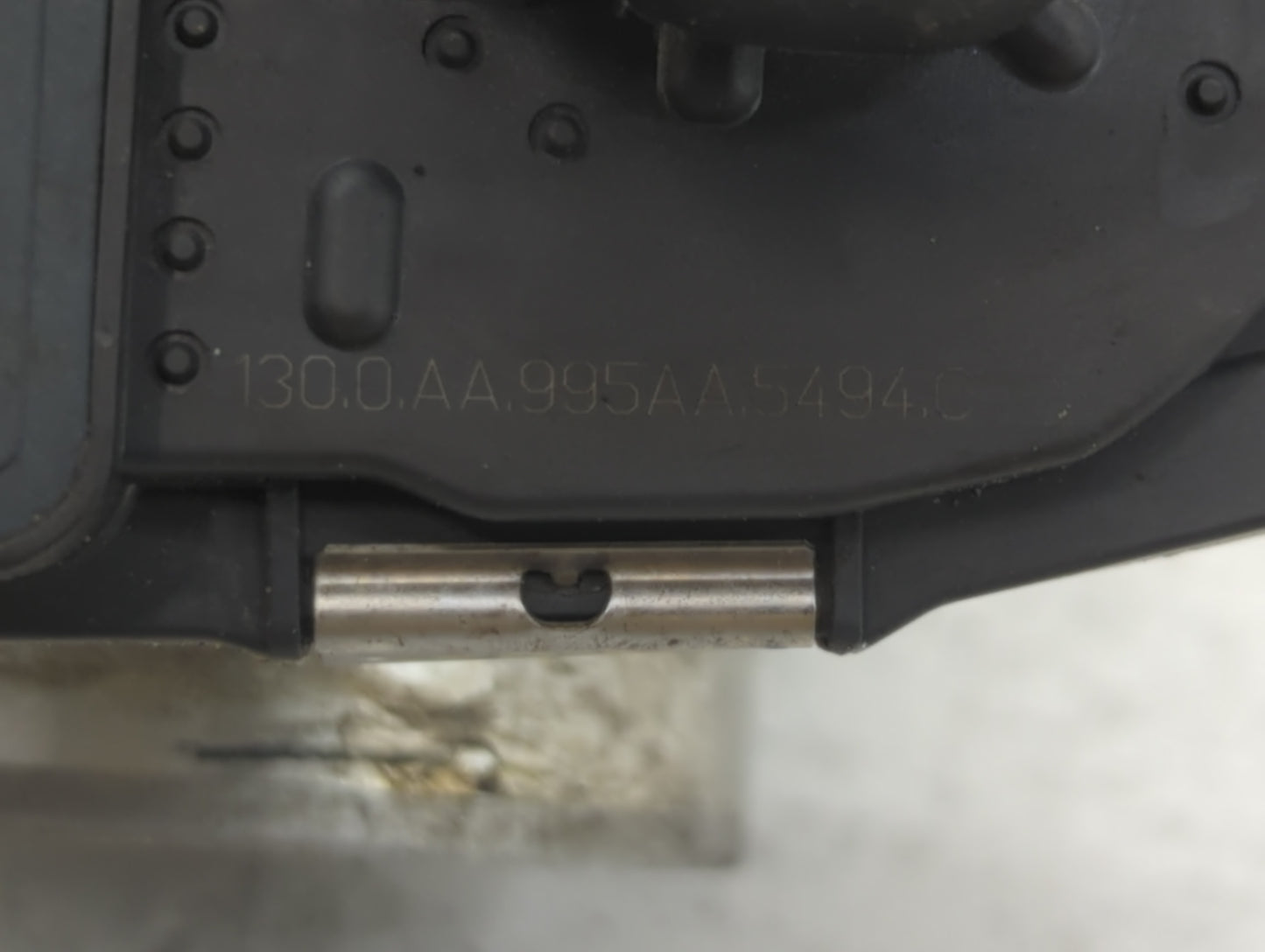 2011 Chevrolet Traverse Throttle Body P/N:995AA Fits Fits 2007 2008 2009 2010 OEM Used Auto Parts - Oemusedautoparts1.com