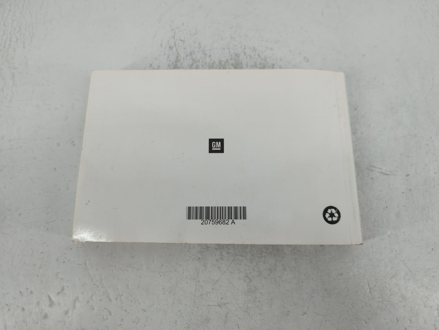 2011 Chevrolet Traverse Owners Manual Book Guide P/N:20759682 A OEM Used Auto Parts - Oemusedautoparts1.com