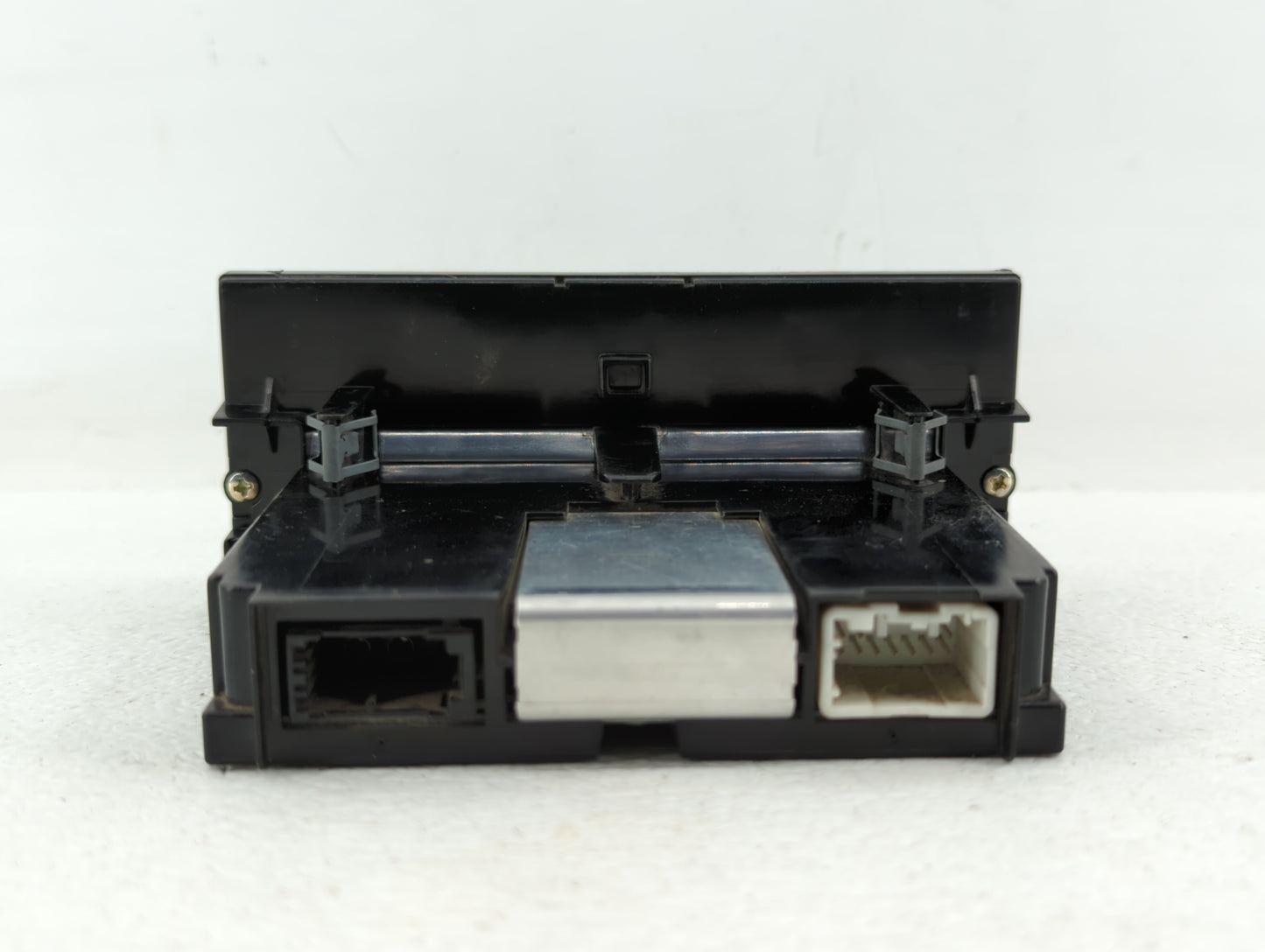 2011 Chevrolet V30 Information Display Screen - Oemusedautoparts1.com