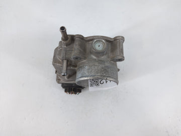 2011-2017 Chrysler 200 Throttle Body P/N:3RA60-01 A Fits Fits 2011 2012 2013 2014 2015 2016 2017 2018 2019 2020 2021 2022 OEM Used Auto Parts