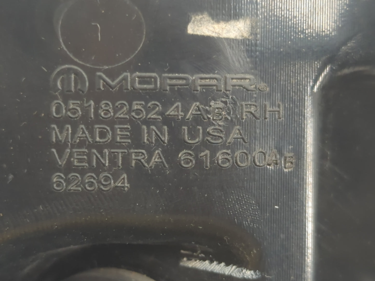 2011-2014 Chrysler 200 Tail Light Assembly Passenger Right OEM P/N:05182524AB Fits Fits 2011 2012 2013 2014 OEM Used Auto Pa